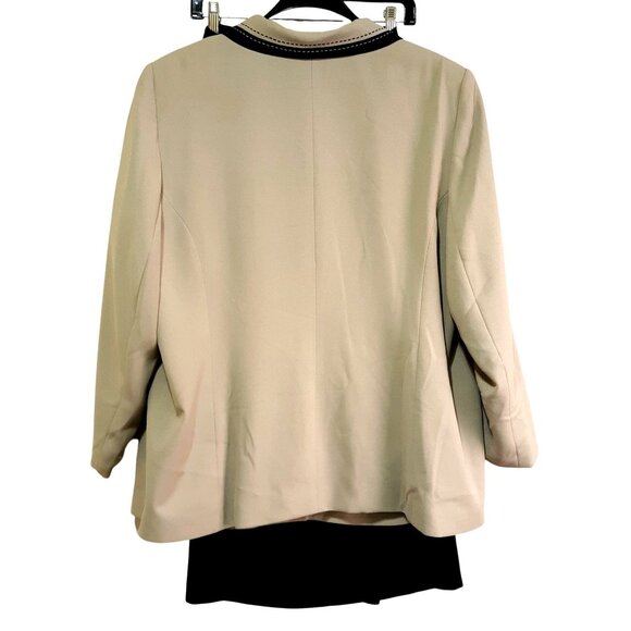 Jon Lawrence Women Beige Blazer Black Skirt Set 22W Lightweight Classic Suit - Picture 4 of 9